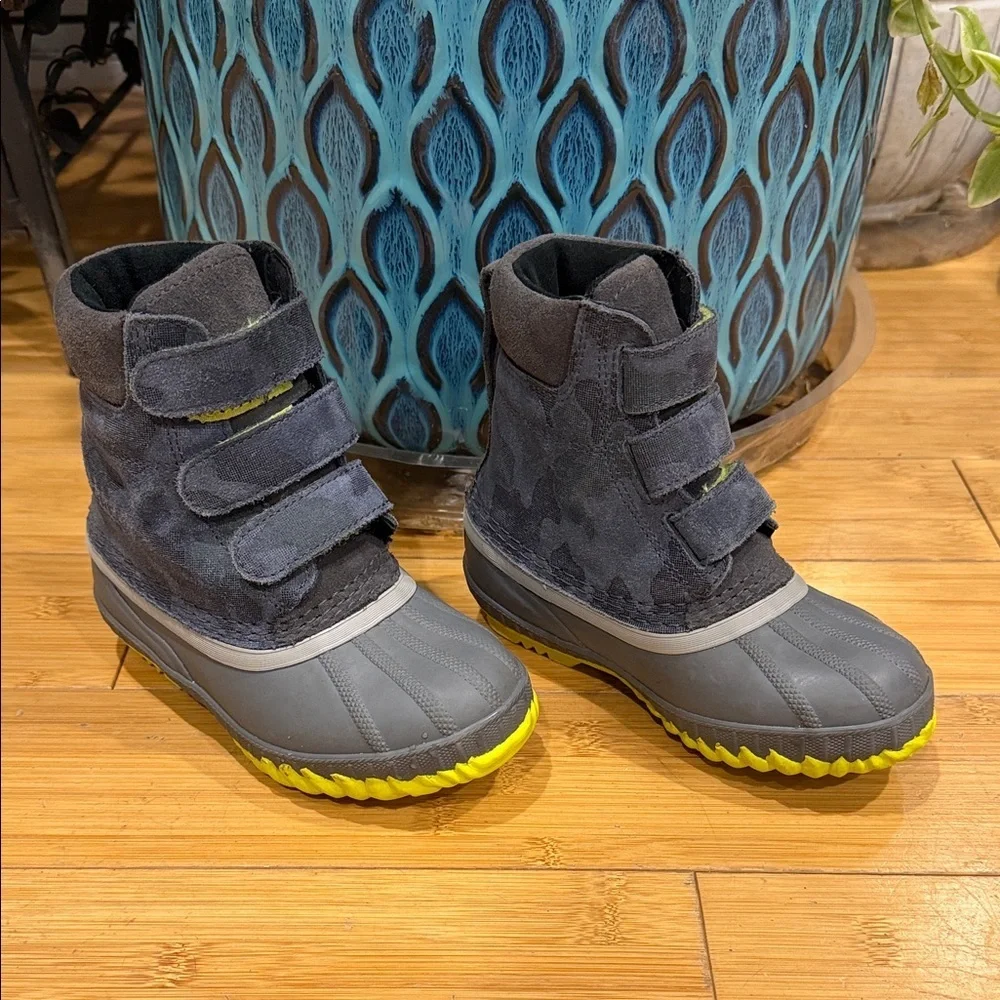 Sorel Cheyanne II Strap Boot - Toddler Boys' size 11